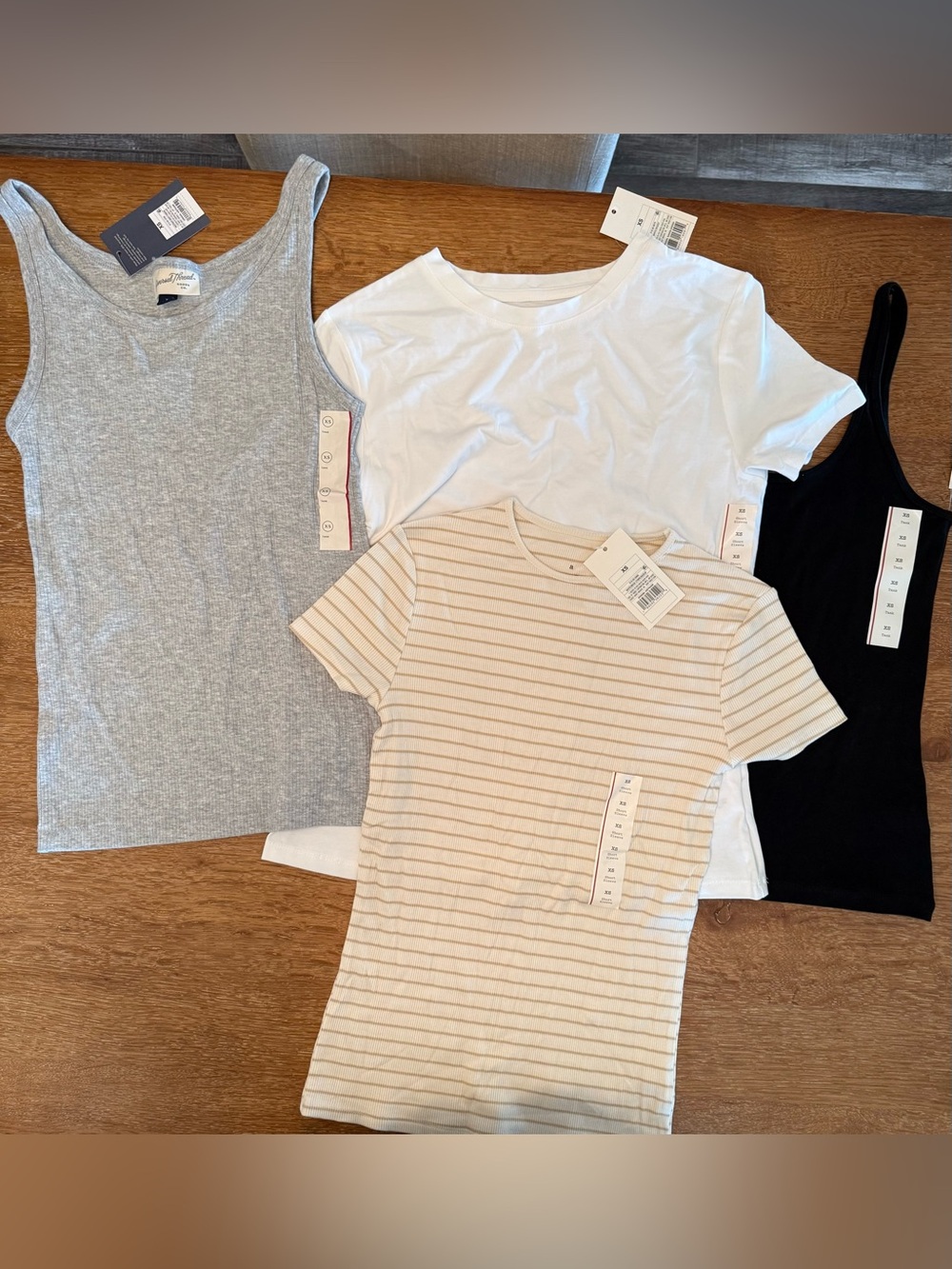 Lot of 4 Women’s Summer Tops Everyday Crew & Tank Tee Set - Size XS NWT